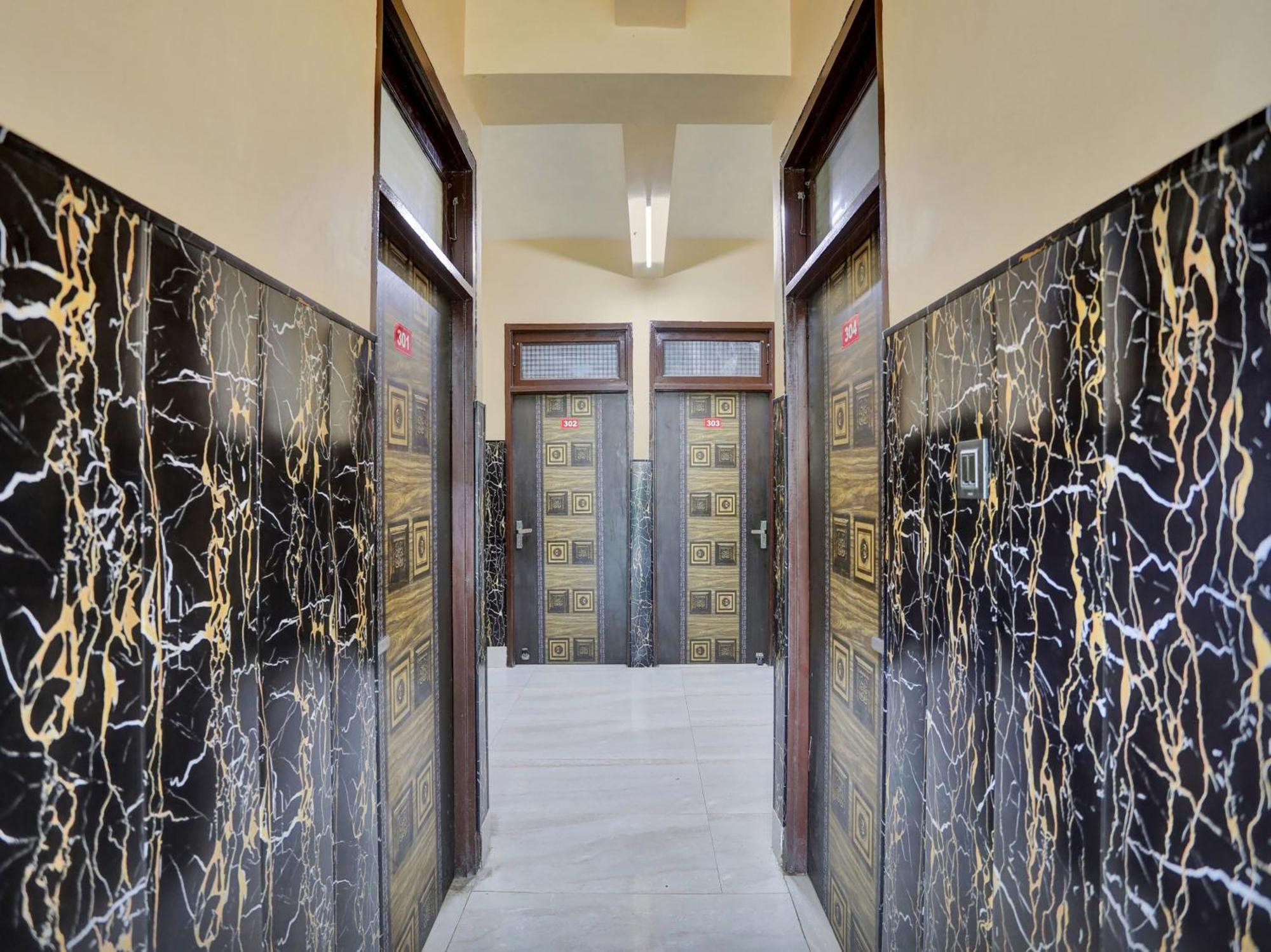 Chaya Hotel And Banquet Hall Kanpur Zewnętrze zdjęcie