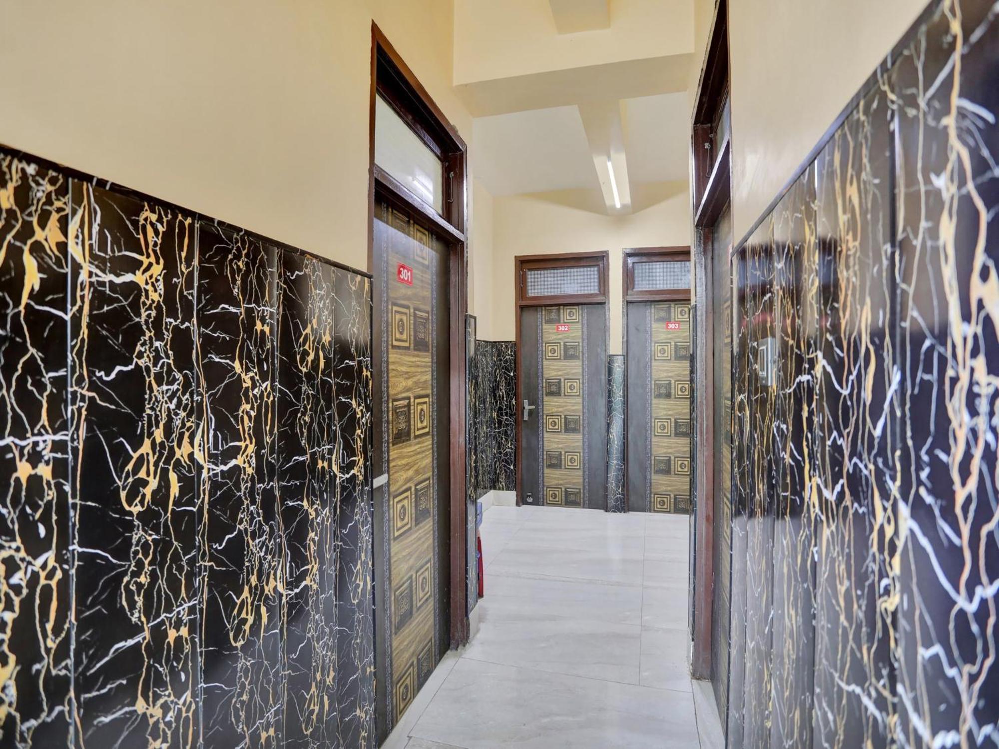 Chaya Hotel And Banquet Hall Kanpur Zewnętrze zdjęcie